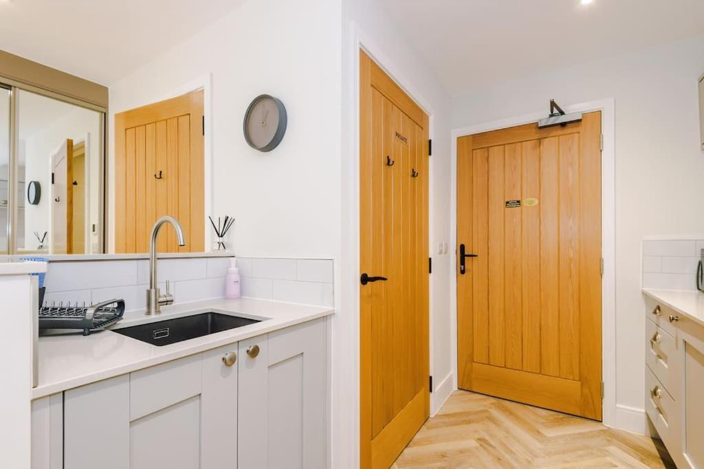 Rock Mill Apartamento Stony Middleton Exterior foto